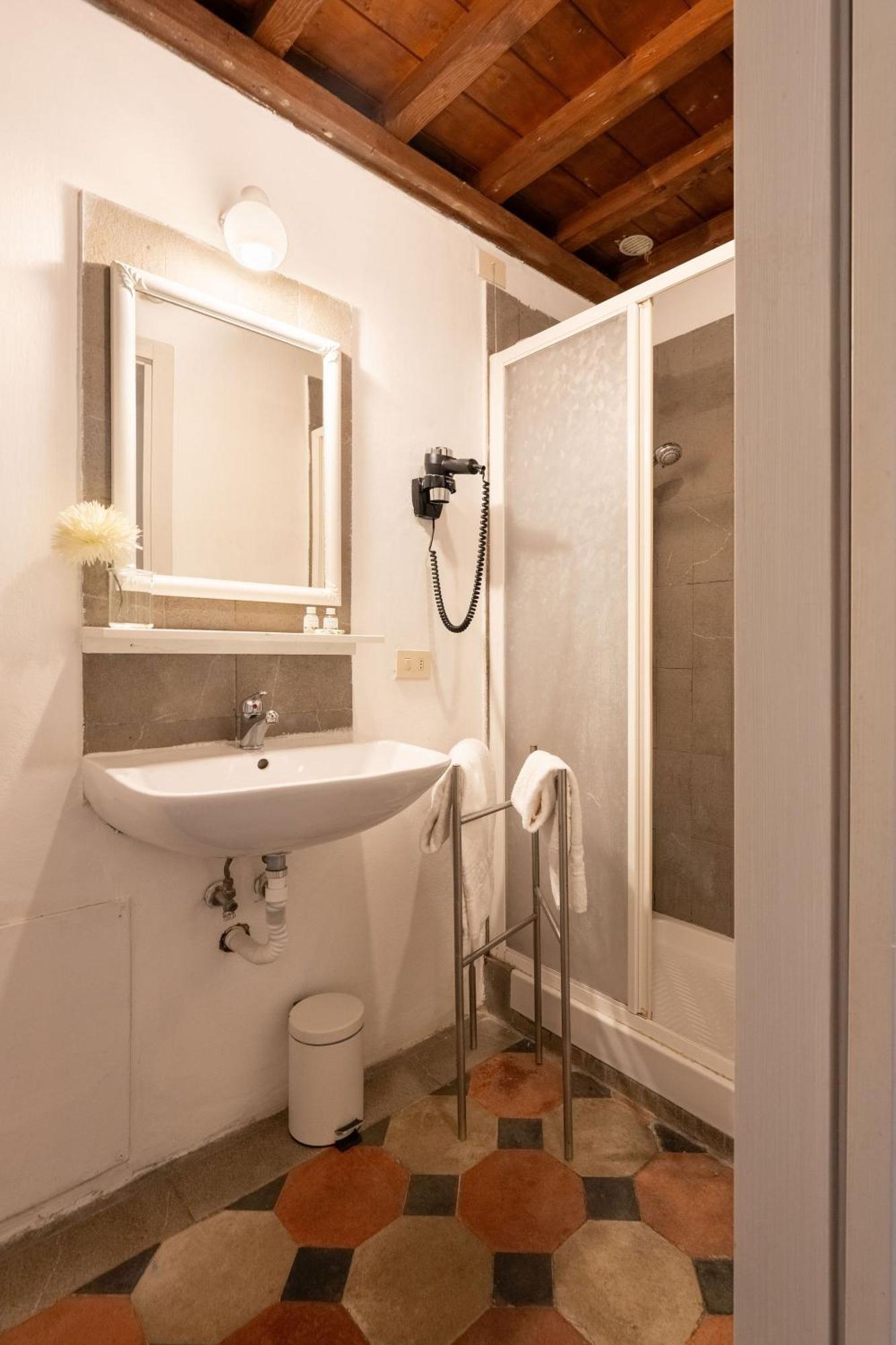 F1 - Santa Croce One Bedroom Apartment For Couples フィレンツェ エクステリア 写真