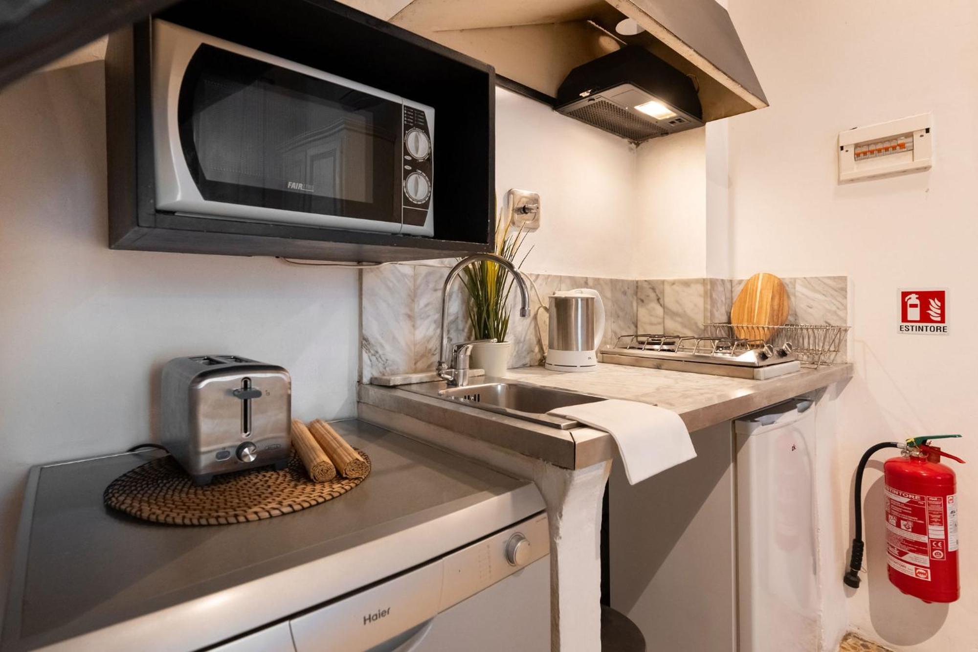 F1 - Santa Croce One Bedroom Apartment For Couples フィレンツェ エクステリア 写真